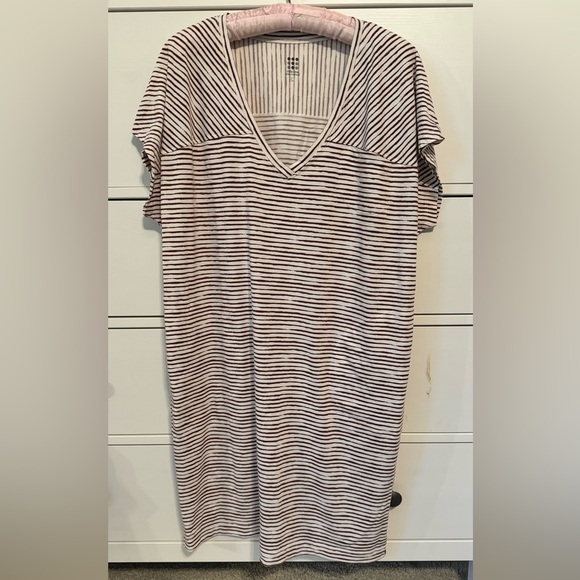 Title Nine t-shirt dress, size L - Picture 1 of 2